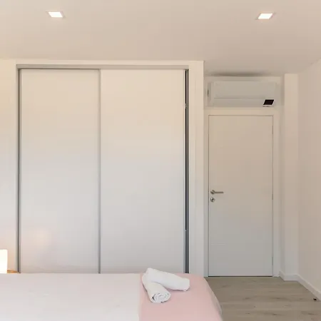 Marlin House Vi Hébergement de vacances Ferrel (Leiria)